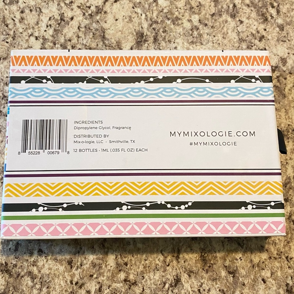 Mixologie Mini Blending Kit - mini roller ball perfume Bottles - Picture 3 of 3